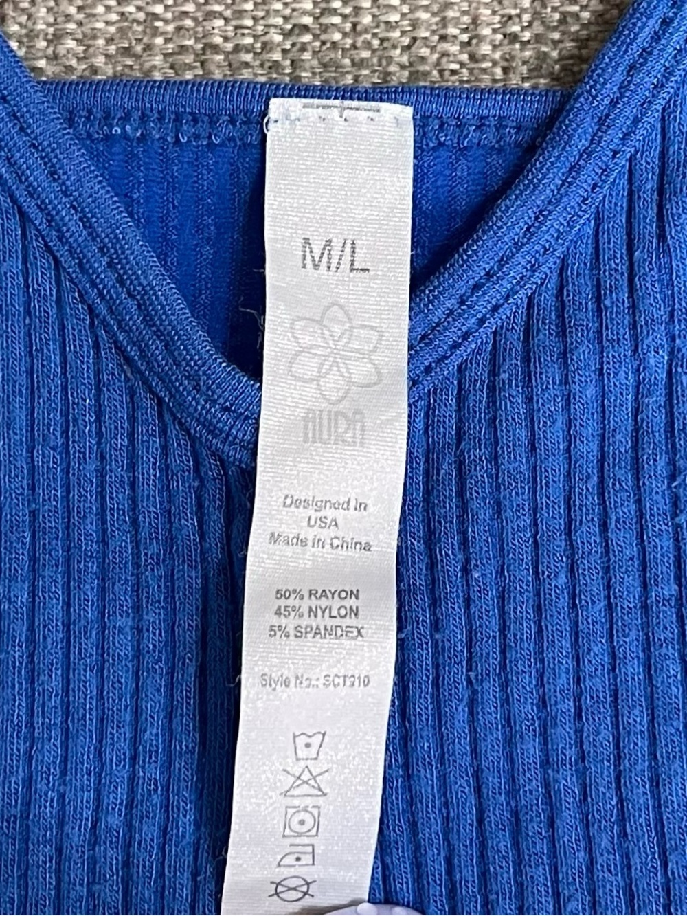 Seamless Ribbed Tank Top Bundle - Picture 9 of 16